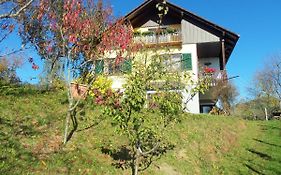 Obstbau und Gästezimmer Stani